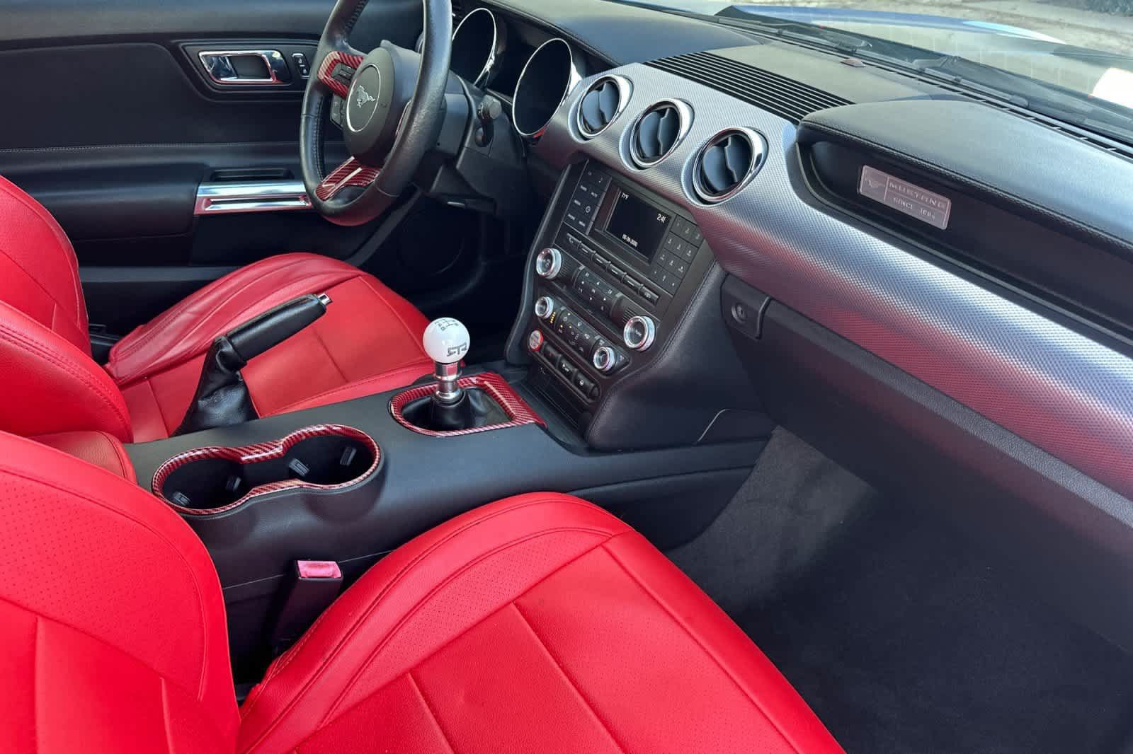 Used 2017 Ford Mustang GT RWD image 16