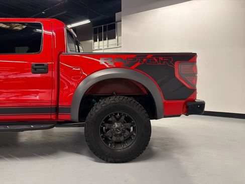 Used 2014 Ford F150 Raptor w/ Equipment Group 801A Luxury AWD/4WD image 5