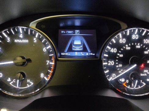Used 2020 Nissan Pathfinder SL AWD/4WD image 23