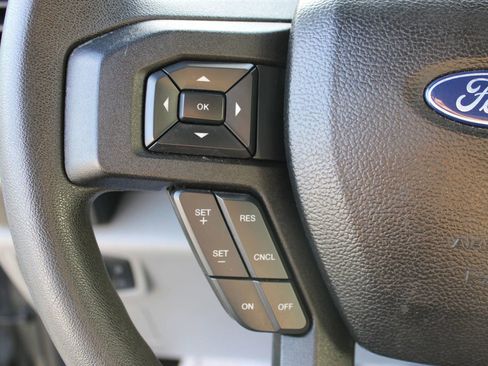 Used 2018 Ford F150 XLT image 13