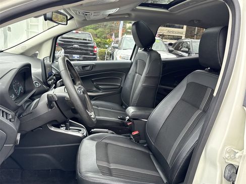 Used 2022 Ford EcoSport SES image 17