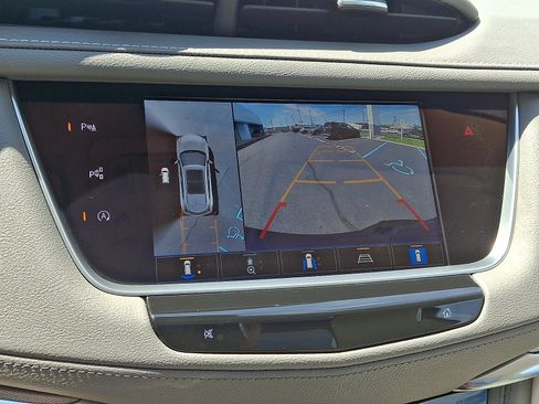 Certified 2023 Cadillac XT5 Premium Luxury w/ Technology Package AWD/4WD image 31