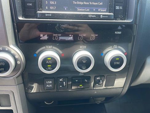 Used 2016 Toyota Sequoia SR5 w/ Premium Package AWD/4WD image 26