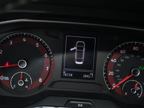 Used 2021 Volkswagen Jetta R-Line FWD image 14