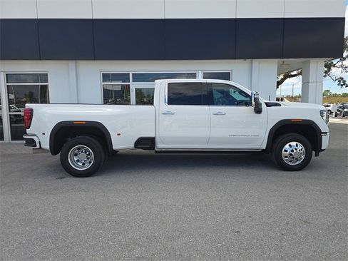 Certified 2024 GMC Sierra 3500 Denali Ultimate image 7