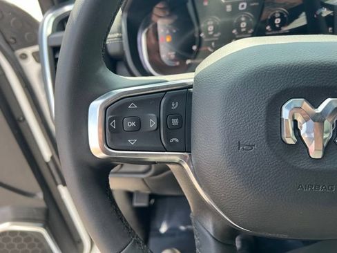 Used 2025 RAM 2500 Laramie w/ Sport Appearance Package AWD/4WD image 6