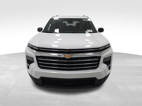 New 2026 Chevrolet Traverse LT image 8