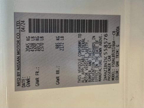 Used 2025 Nissan Leaf S FWD image 12