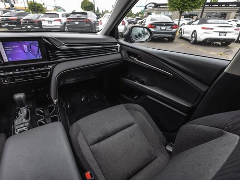 Used 2025 Toyota Camry LE FWD image 23