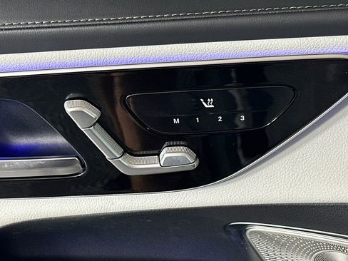 Certified 2023 Mercedes-Benz GLC 300 image 11
