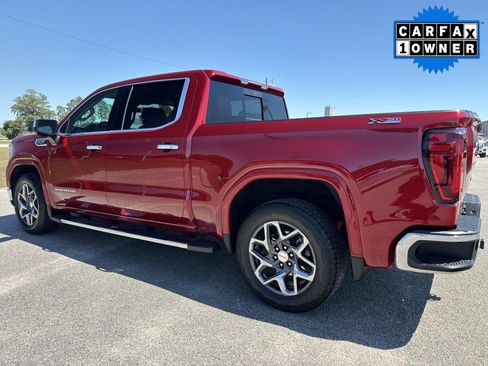 Used 2024 GMC Sierra 1500 SLT w/ SLT Premium Plus Package AWD/4WD image 6