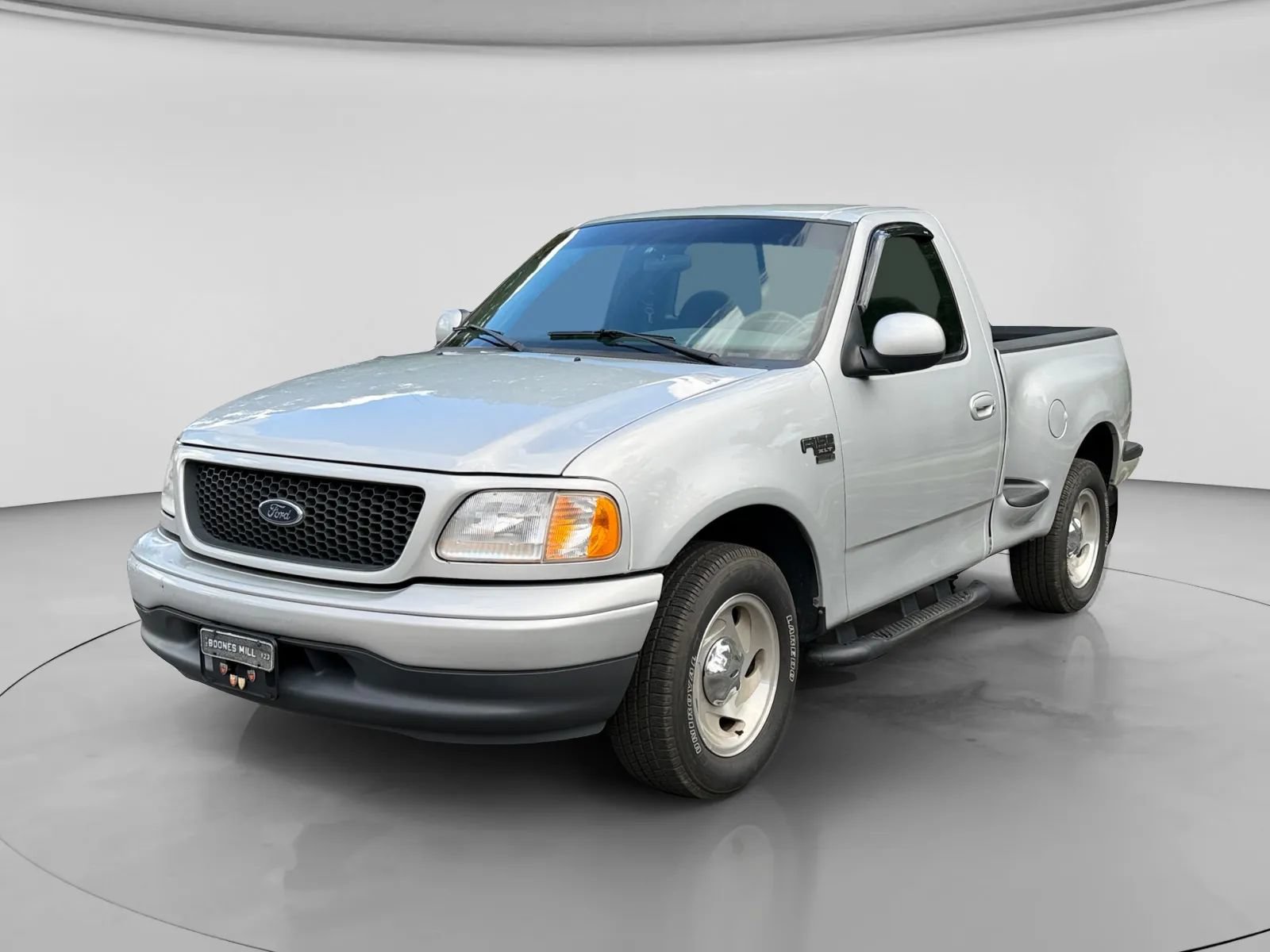 Used 2000 Ford F150 2WD Regular Cab image 1