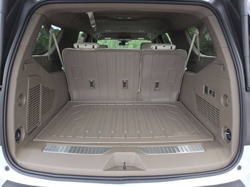 New 2026 GMC Yukon XL Denali w/ LPO, Floor Liner Package AWD/4WD image 21