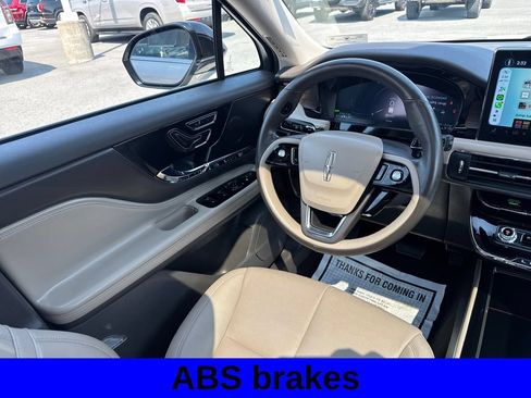 Used 2024 Lincoln Corsair Grand Touring AWD/4WD image 10