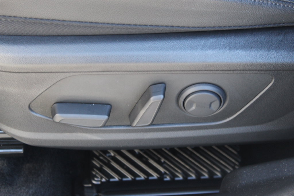 Used 2026 Hyundai Tucson Limited AWD/4WD image 14