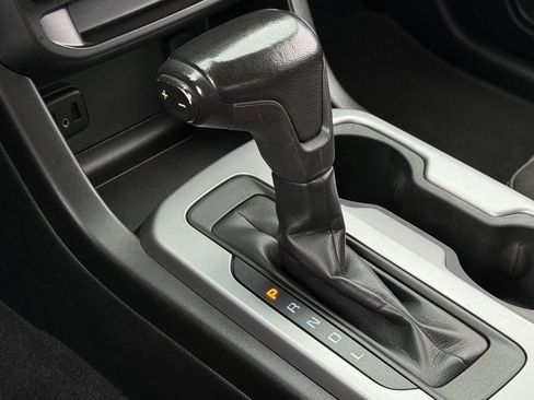 Used 2020 Chevrolet Colorado LT w/ LT Convenience Package image 19