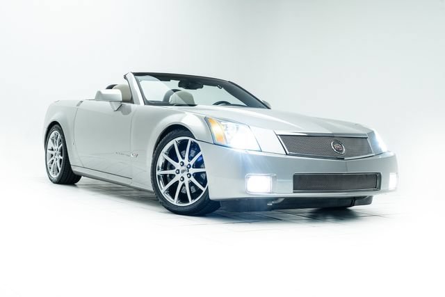 Used 2006 Cadillac XLR V RWD image 5