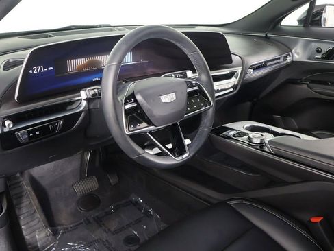 Used 2024 Cadillac Lyriq Tech RWD image 29