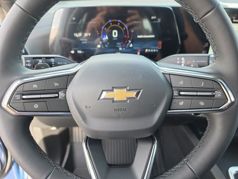 New 2026 Chevrolet Equinox LT FWD image 34