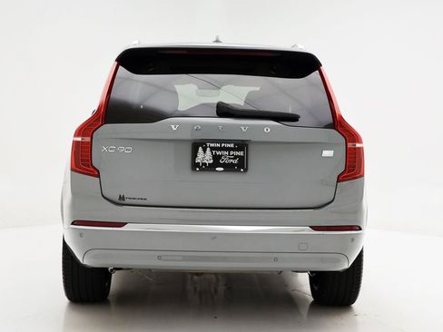 Used 2024 Volvo XC90 T8 Plus w/ Protection Package Premier image 7
