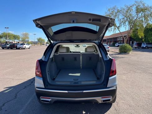Used 2024 Cadillac XT5 Premium Luxury w/ Technology Package image 12