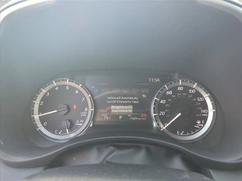 Certified 2026 Toyota Highlander XLE AWD/4WD image 16