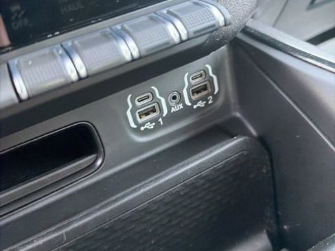 Used 2022 RAM 1500 Big Horn w/ Built-to-serve Edition AWD/4WD image 29