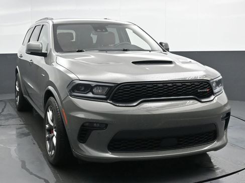 Used 2022 Dodge Durango R/T w/ Tow 'N Go Package AWD/4WD image 4