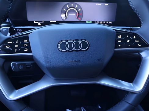 New 2026 Audi Q3 quattro 2.0T AWD/4WD image 18