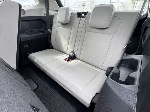 Used 2021 Volkswagen Tiguan SEL image 20