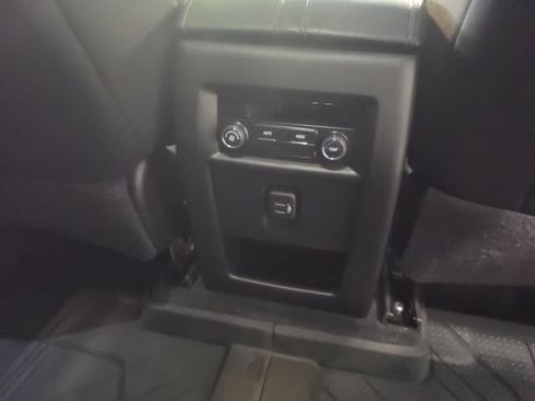 Used 2021 Chevrolet Traverse LT w/ LPO, Floor Liner Package AWD/4WD image 20