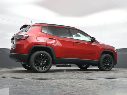 New 2026 Jeep Compass Latitude AWD/4WD image 46