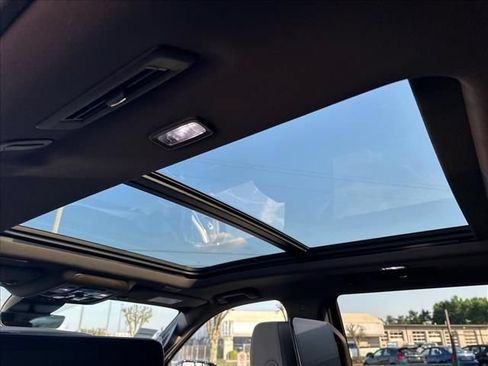 New 2026 GMC Yukon Elevation w/ Elevation Premium Package AWD/4WD image 27