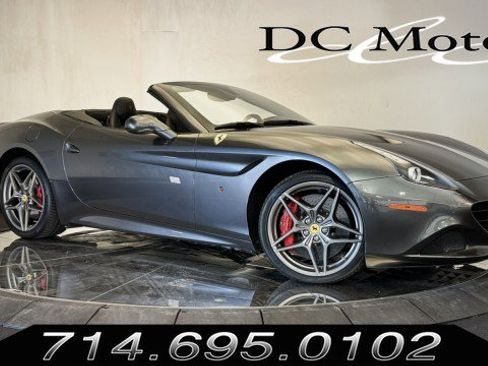 Used 2017 Ferrari California T image 1