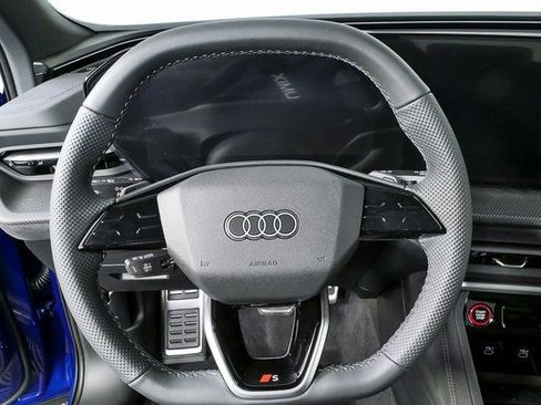 New 2025 Audi SQ5 Premium Plus image 9