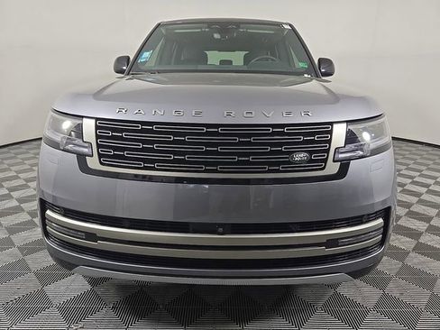 New 2025 Land Rover Range Rover SE AWD/4WD image 3