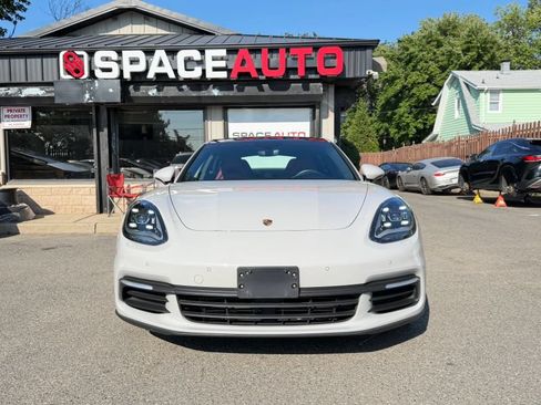 Used 2019 Porsche Panamera 4 w/ Premium Package Plus AWD/4WD image 2