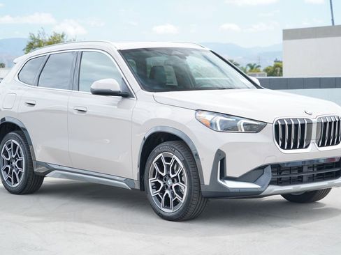 New 2026 BMW X1 xDrive28i w/ Convenience Package image 3