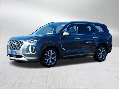Used 2021 Hyundai Palisade Limited image 3