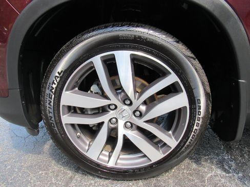 Used 2018 Honda Pilot Touring image 30