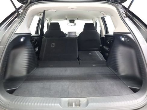 Used 2025 Honda HR-V LX image 34