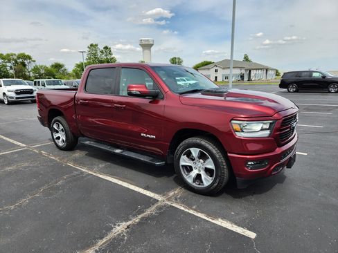 Used 2023 RAM 1500 Laramie AWD/4WD image 9