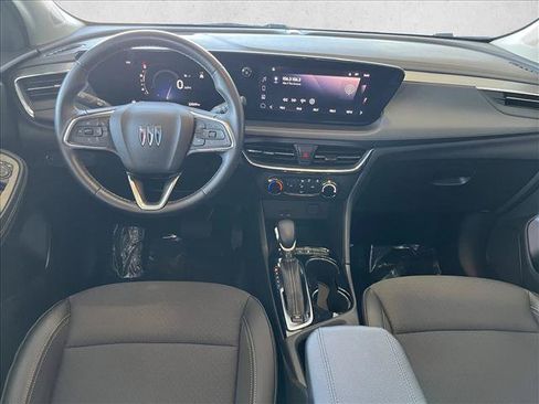 Used 2025 Buick Encore GX Preferred FWD image 11