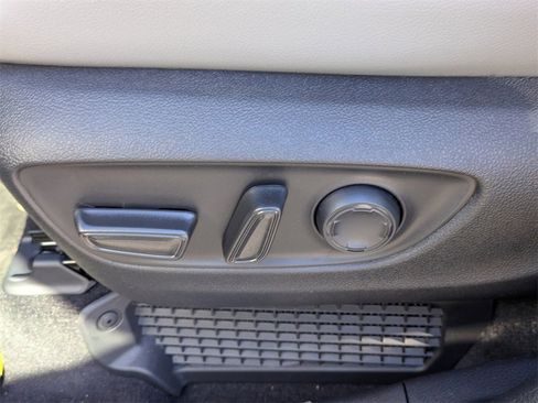 New 2026 Toyota Sienna XLE image 22