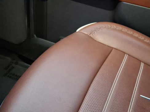 Used 2024 GMC Sierra 2500 Denali Ultimate w/ Snow Plow Prep/Camper Package image 26