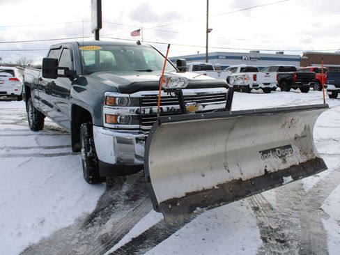Used 2015 Chevrolet Silverado 2500 LT image 4