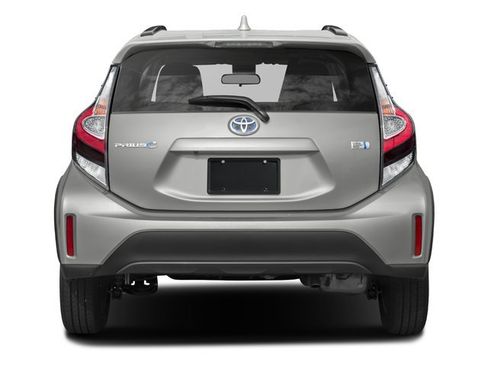 Used 2018 Toyota Prius C Two FWD image 8