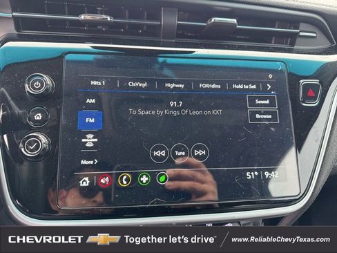 Used 2023 Chevrolet Bolt LT w/ Infotainment Package image 26