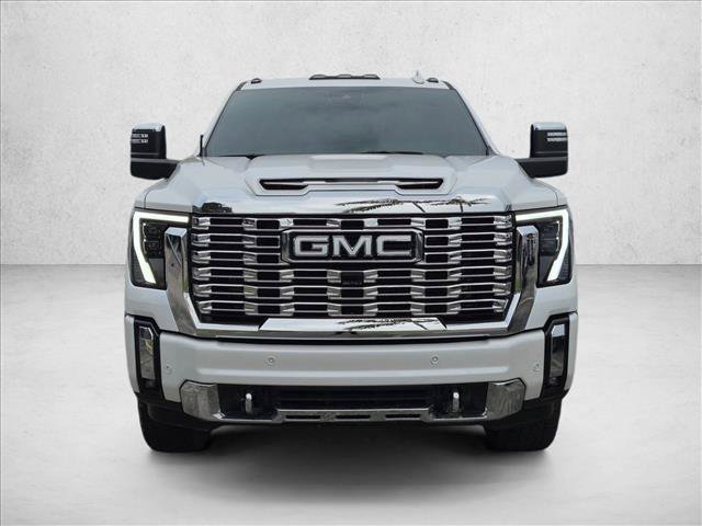 Used 2025 GMC Sierra 2500 Denali w/ Denali Reserve Package AWD/4WD image 2