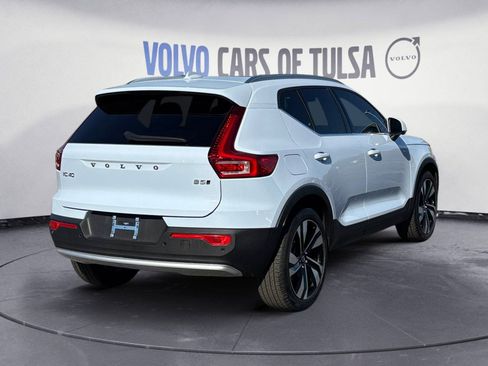 New 2025 Volvo XC40 B5 Ultra w/ Protection Package image 5